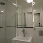 Modern Scandi Waszyngtona Appartement