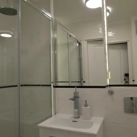 Modern Scandi Waszyngtona Apartment